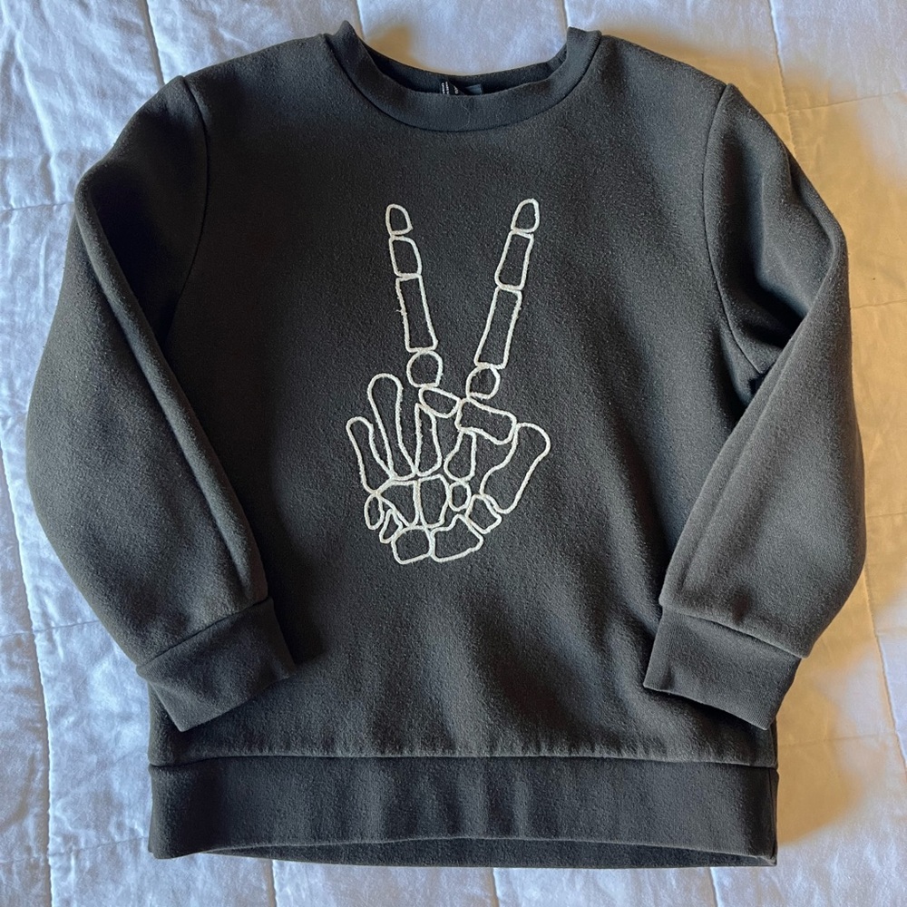 Boys skull sweater